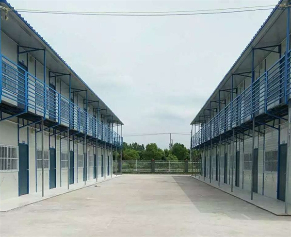 輕鋼組合活動房